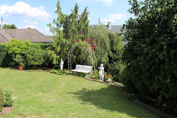 photo/Garten zur Mitbenutzung 1_Fewo Sieren_k-min.jpg